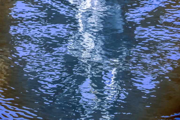 Violetter Wasserweg