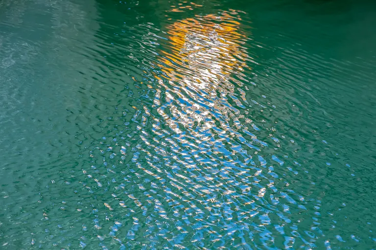 Laterne auf dem Wasser